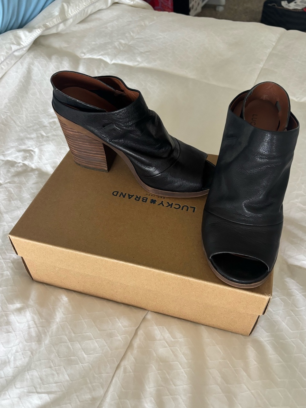 Lucky Brand Black Leather Open-Toe Stacked Heel Mules